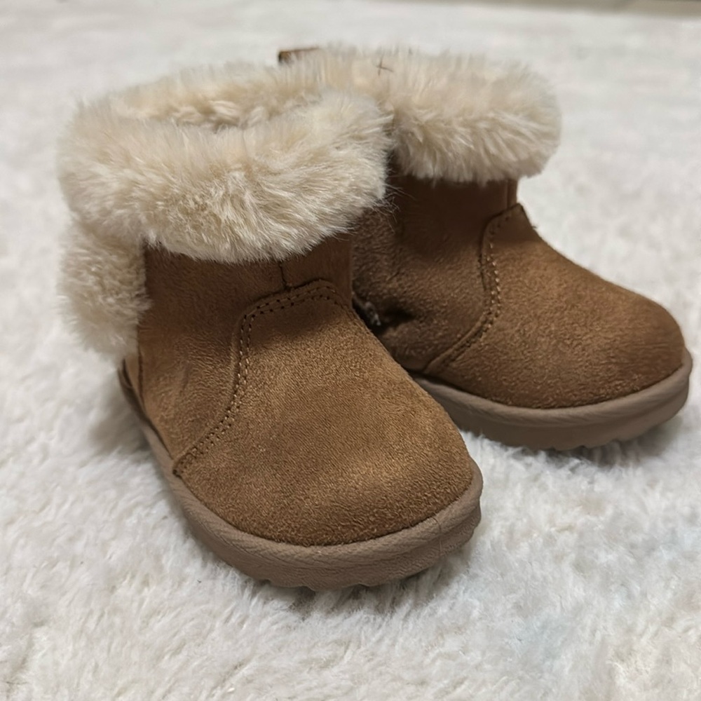 Baby booties 4